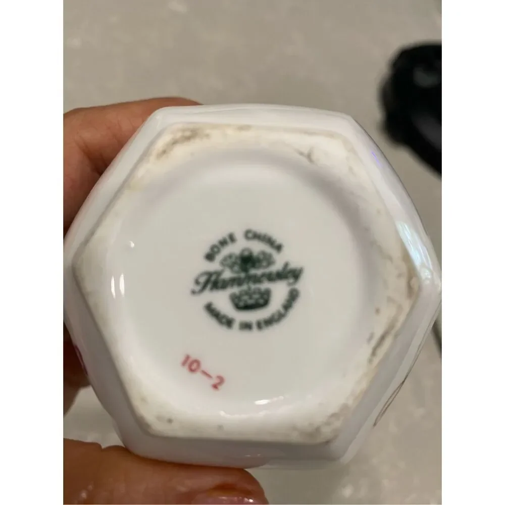Hammersley Victorian Violets bone china sugar shaker